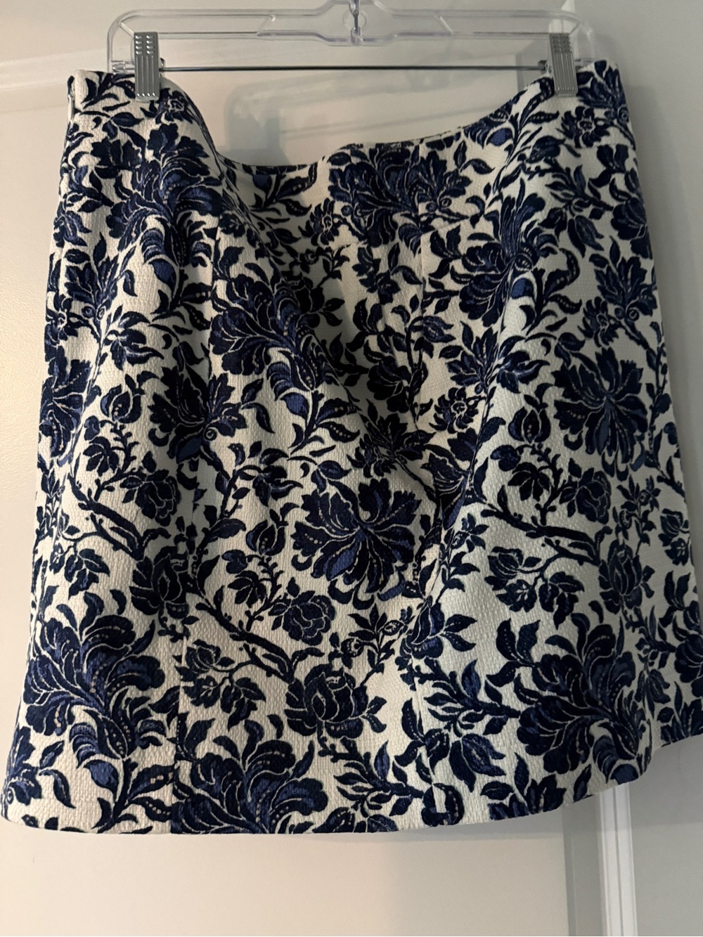 Ann Taylor Navy and White Floral A-Line Skirt